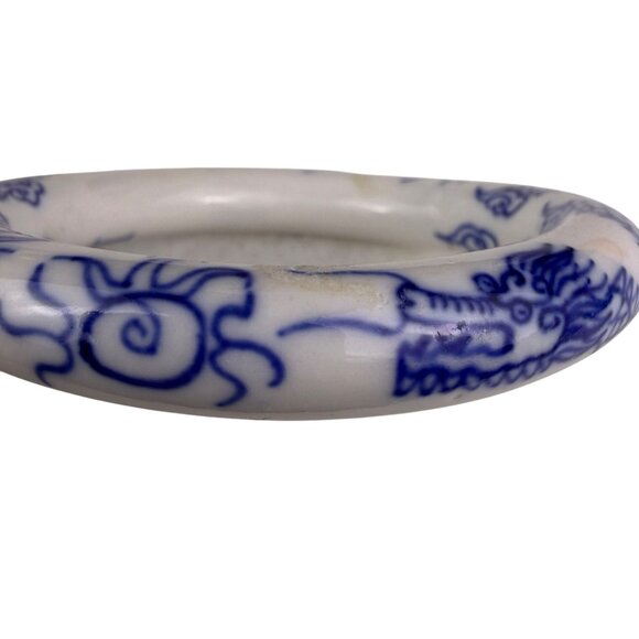 Chinese-Inspired Ceramic Dragon Blue & White Bangle Bracelet Round 8" Diameter - Picture 3 of 6
